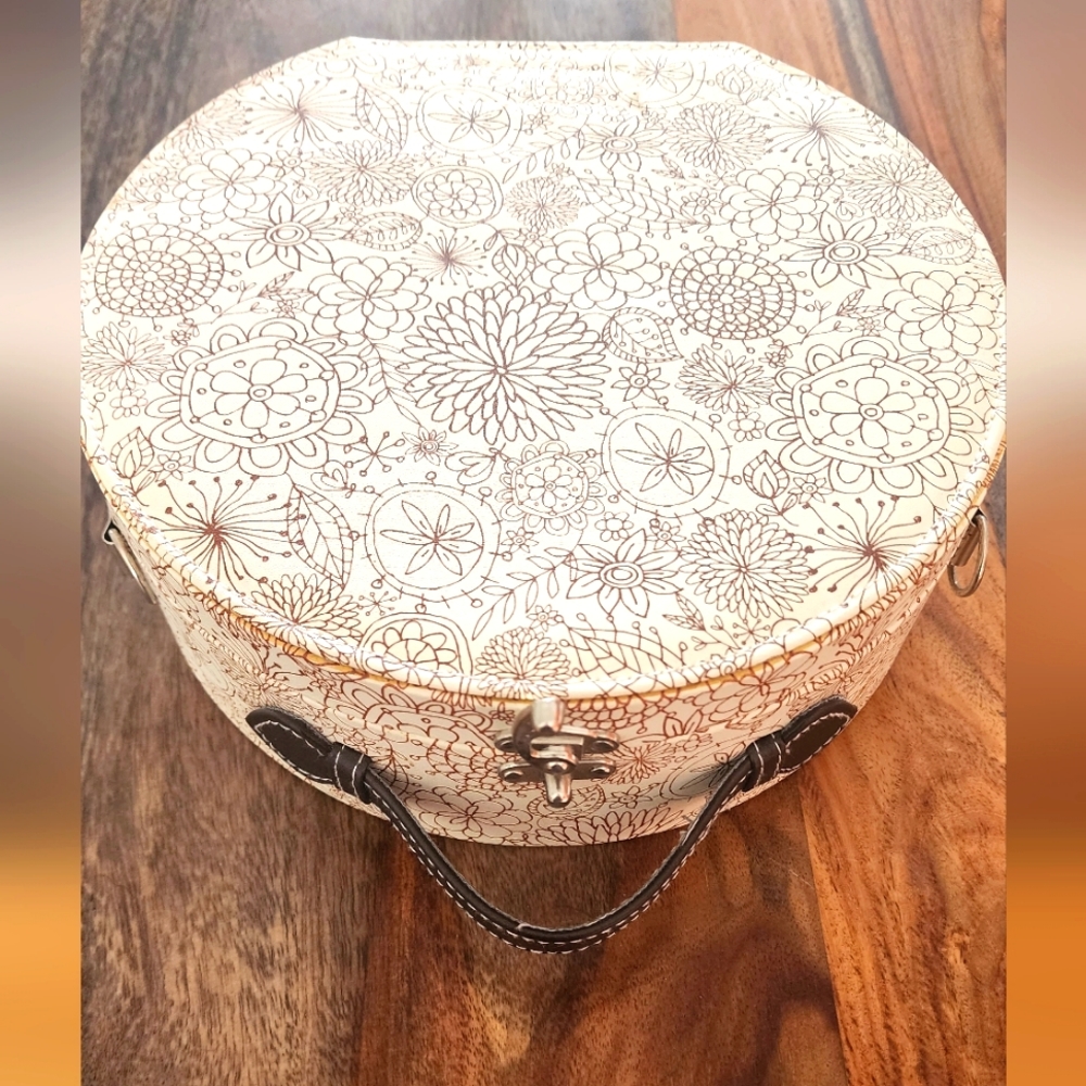 Unique Purse or Cosmetic Bag